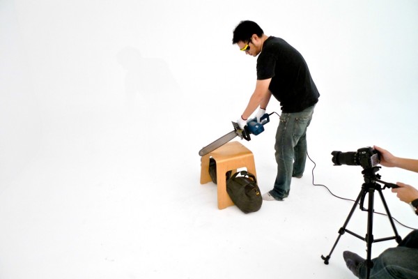 l1000312 Shawn Lee (producer) puts the i.Saw to the test